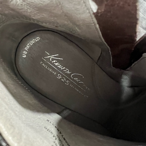 Kenneth Cole upper leather booties 3.5” heel , brown chocolate color. - Picture 3 of 7